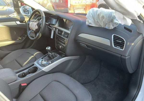 Audi A4 cena 29900 przebieg: 260500, rok produkcji 2014 z Lębork małe 79